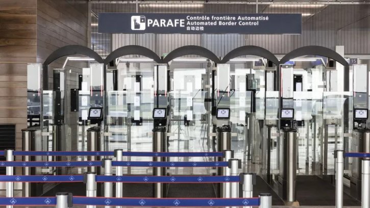 PARAFE E Gates Paris Charles De Gaulle Airport