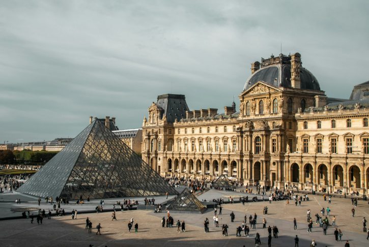 Louvre Museum