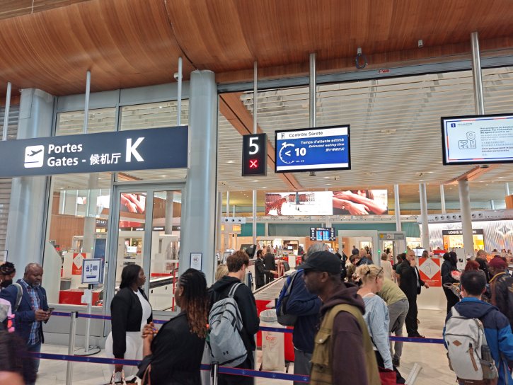 Paris Airport Departure Security Checkpoint Queue