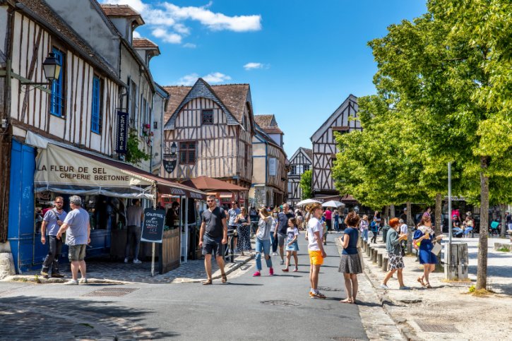 Provins