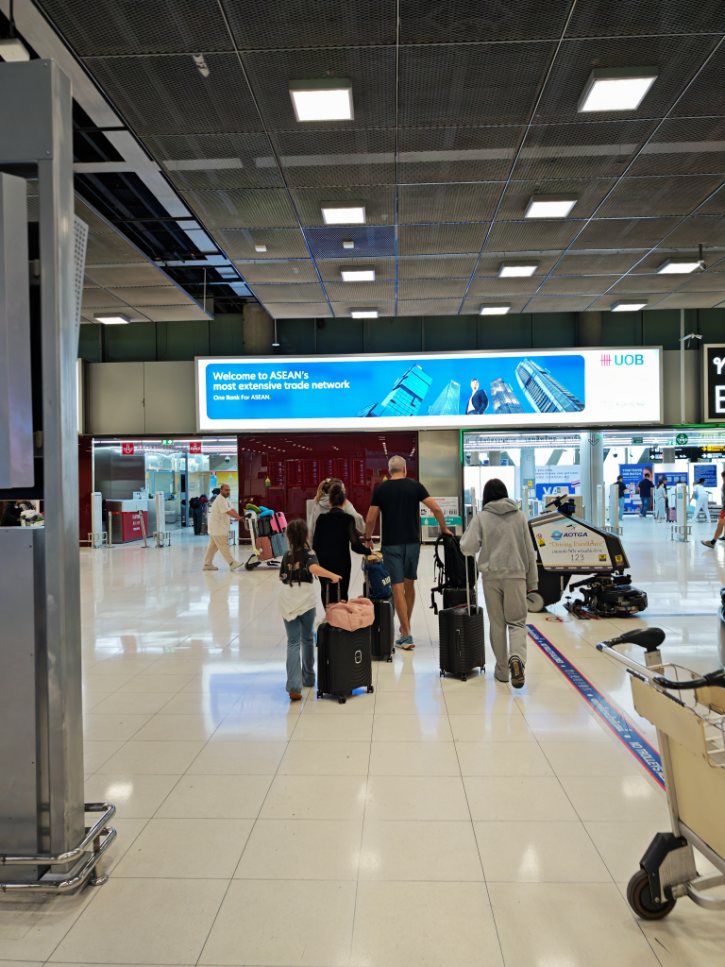 Bangkok Airport Customs Checkpoint