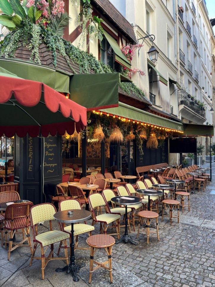 Cafe Terrace Outdoor Seating