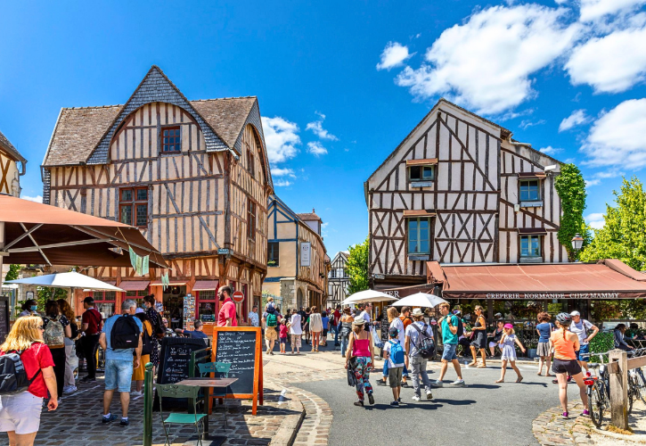 Beautiful Cities Are Easy to Reach by Direct Train from Paris