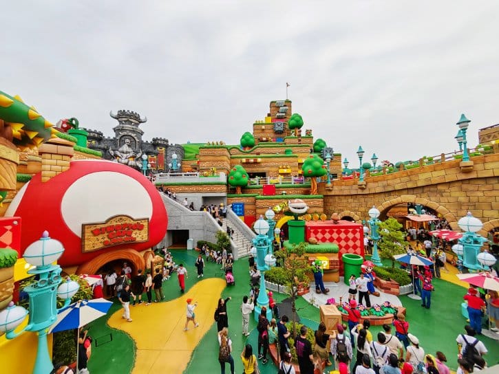 SUPER NINTENDO WORLD