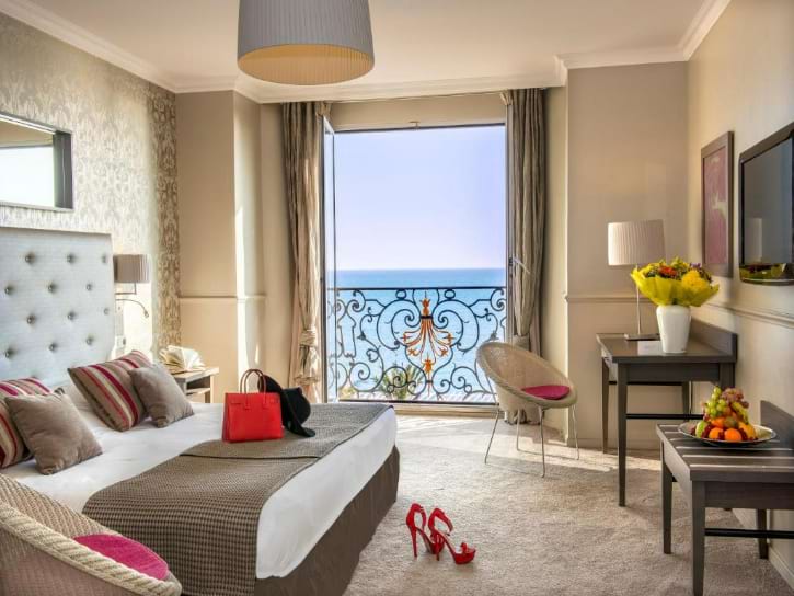 Hôtel Le Royal Promenade des Anglais