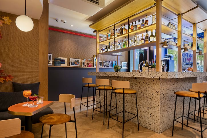 Oh la la ! Hotel Bar Paris Bastille