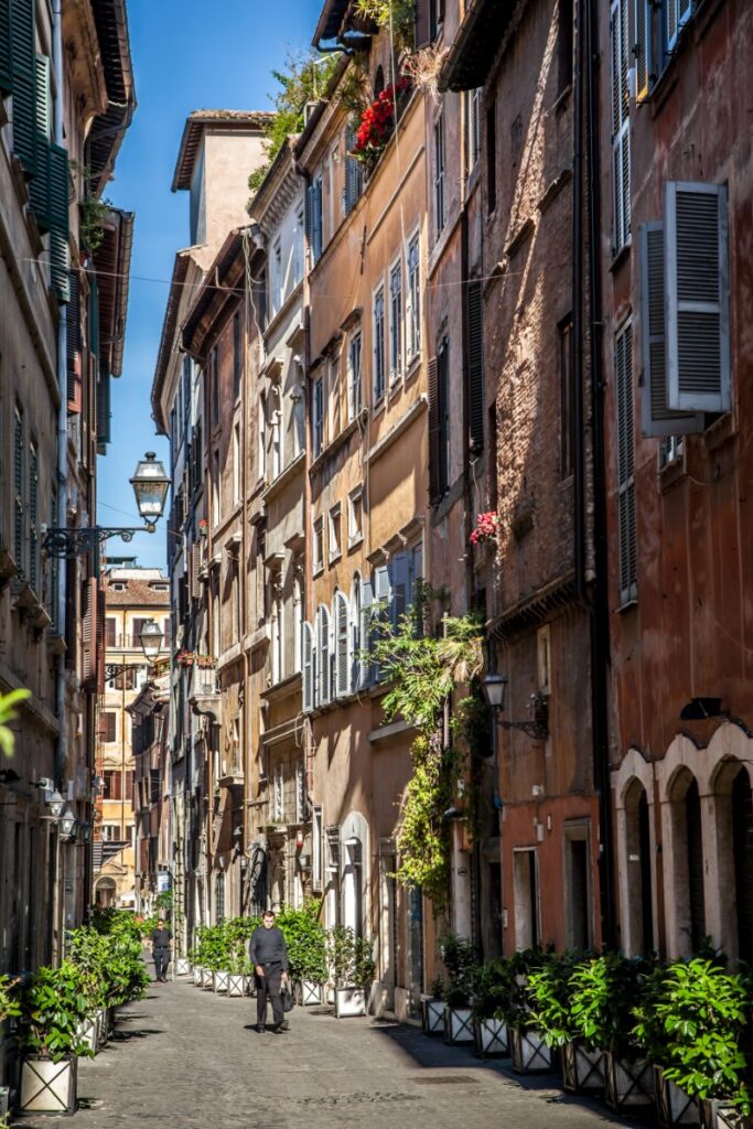 Via dei Coronari