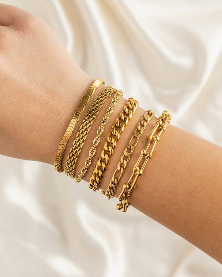 Gold Chain Bracelets