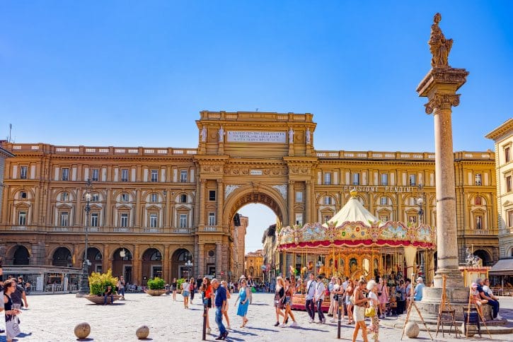 Piazza della Repùbblica