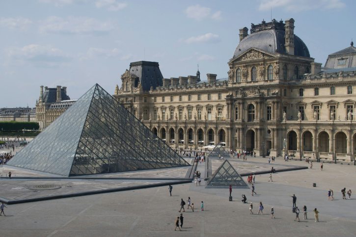 Louvre Museum