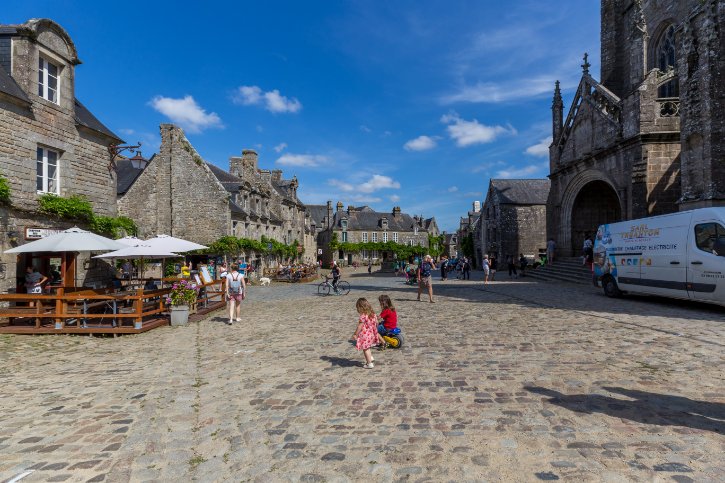 Locronan