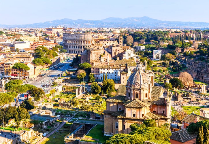 Incredible Spots Around the Colosseum