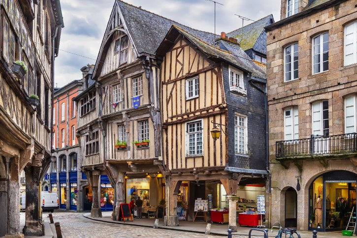 Dinan