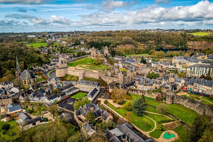 Fougeres