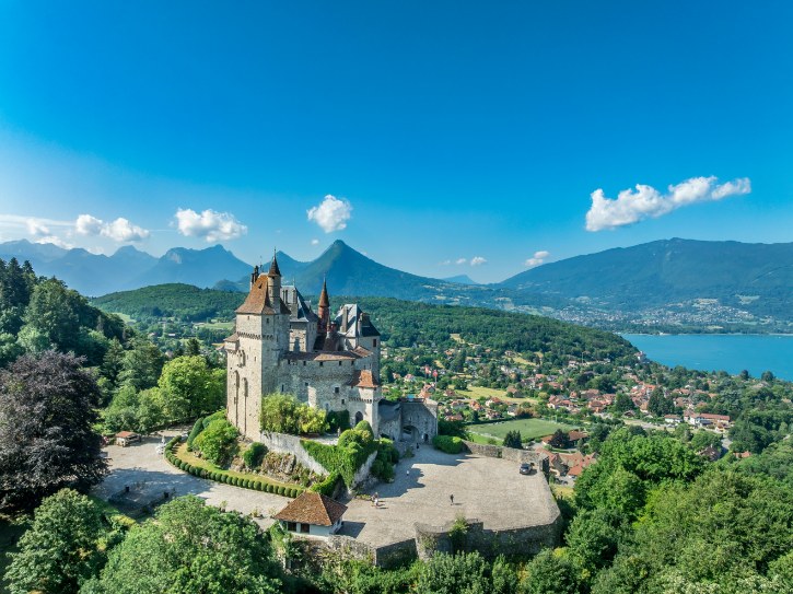 Château de Menthon-Saint-Bernard
