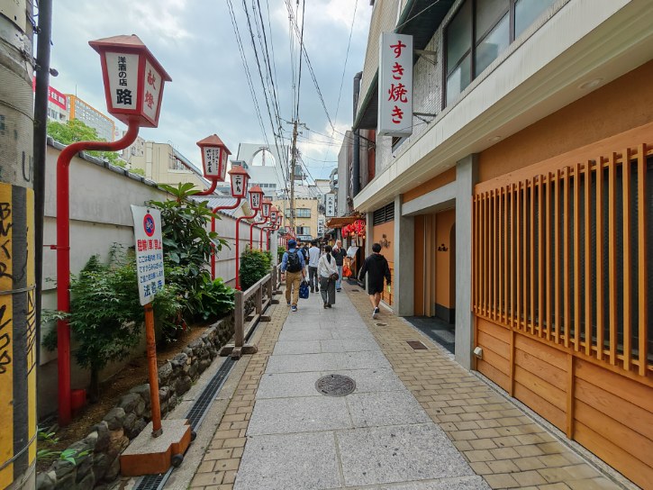 Hozenji Yokocho