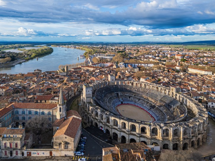 Arles
